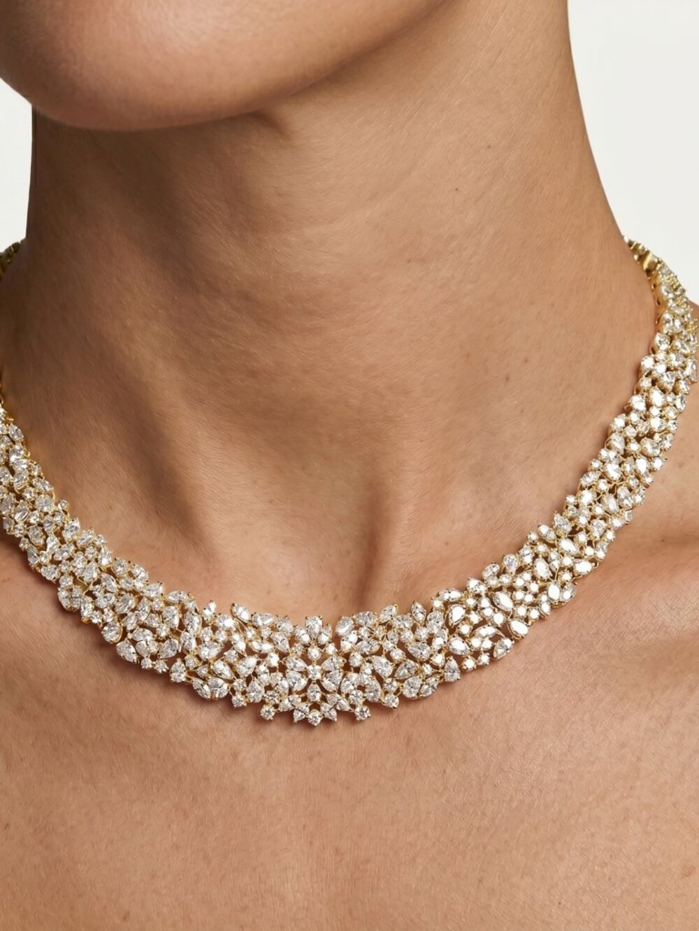 30 Carat Diamond 18K Gold Cluster Necklace - Picture 5 of 11